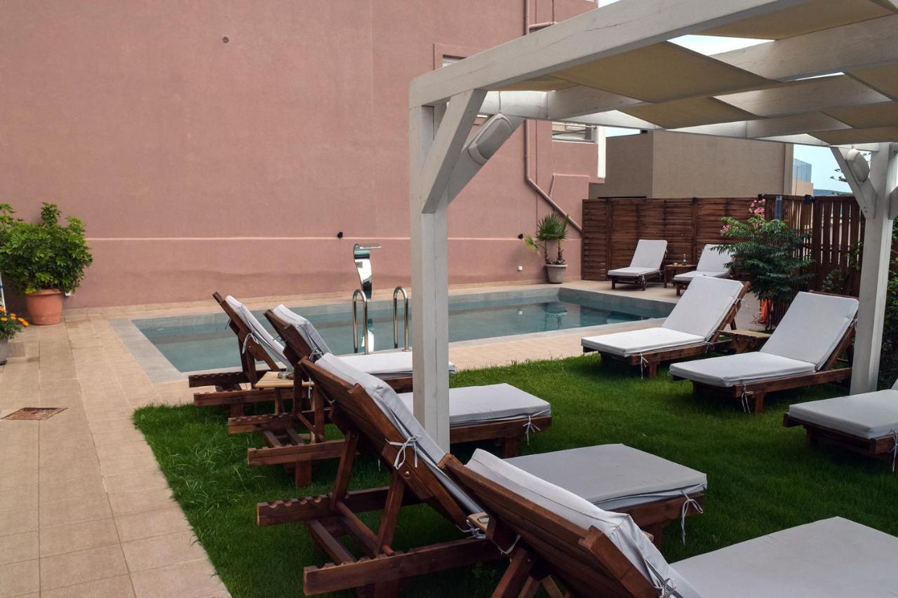 Mithos Premium Rooms Agia Marina Dış mekan fotoğraf