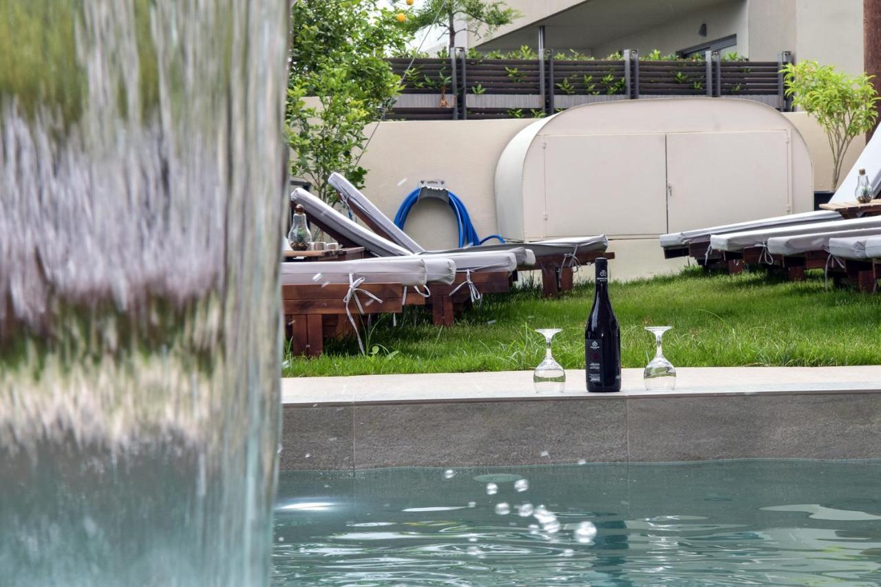 Mithos Premium Rooms Agia Marina Dış mekan fotoğraf